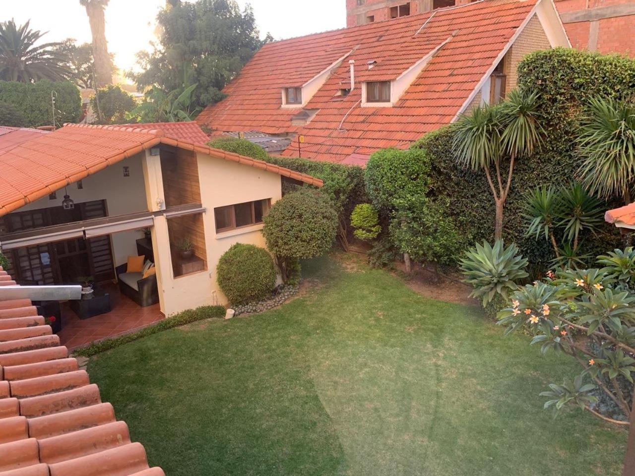 Apartamento Con Jardin Кочабамба Экстерьер фото
